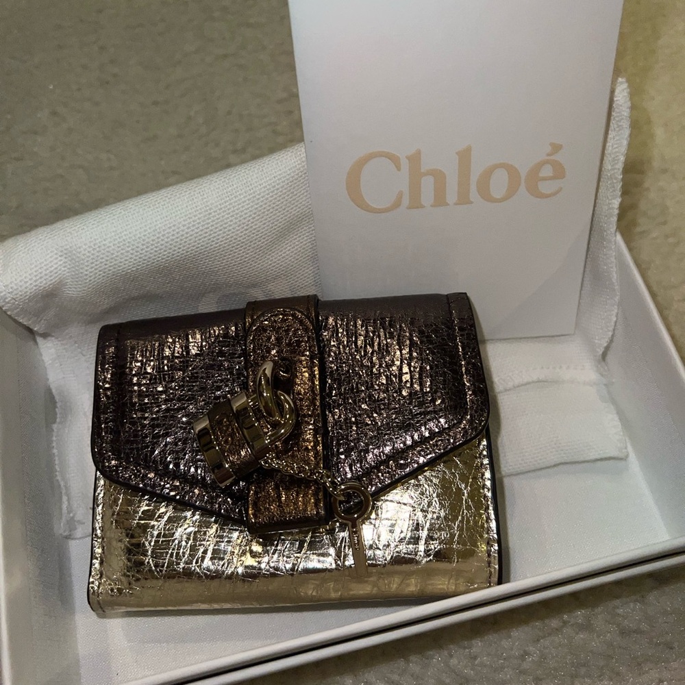 Chloé Aby Metallic Trifold Wallet